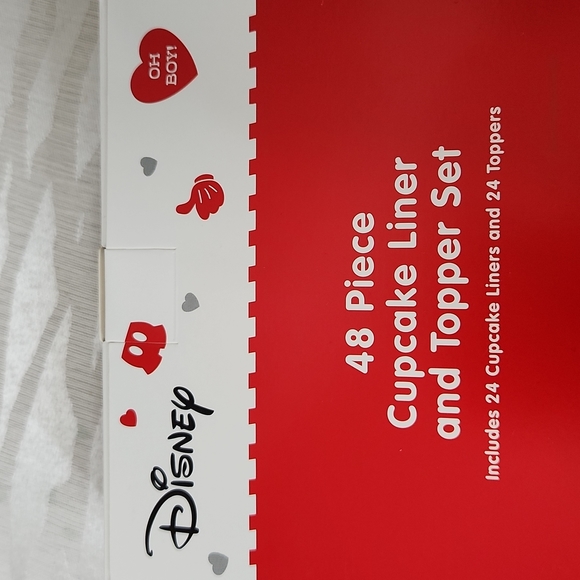 Valentine's Mickey & Minnie Cookie Stamp Set and Cupcake Topper ๐ง ๐ Set - Picture 5 of 8